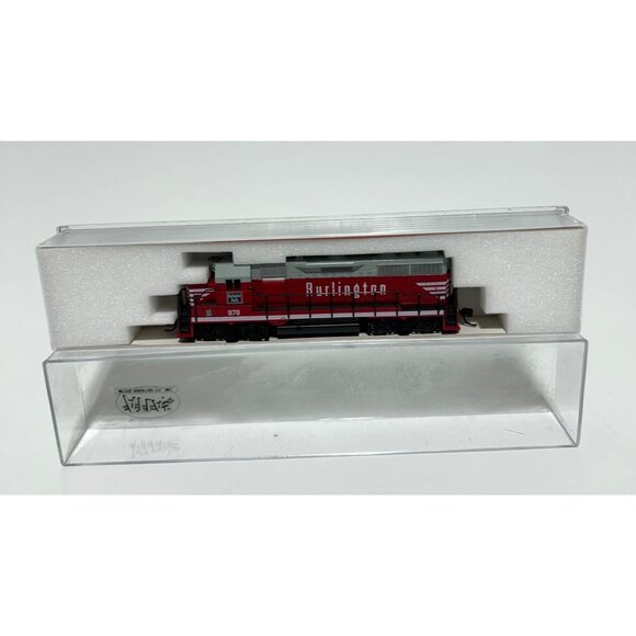 ATLAS N Scale Locomotive Burlington Route #978 GP35 #4612 - Picture 1 of 13